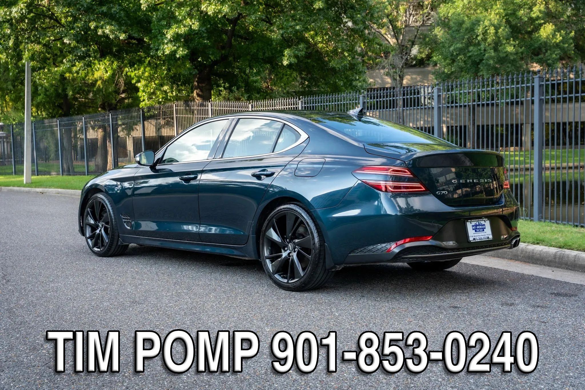 Used 2023 Genesis G70 2.0T w/ Sport Prestige Package RWD image 8