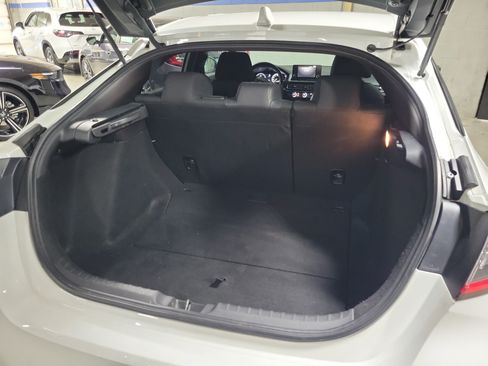 Used 2023 Honda Civic Sport image 9
