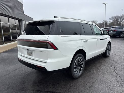 New 2026 Lincoln Navigator Black Label AWD/4WD image 7
