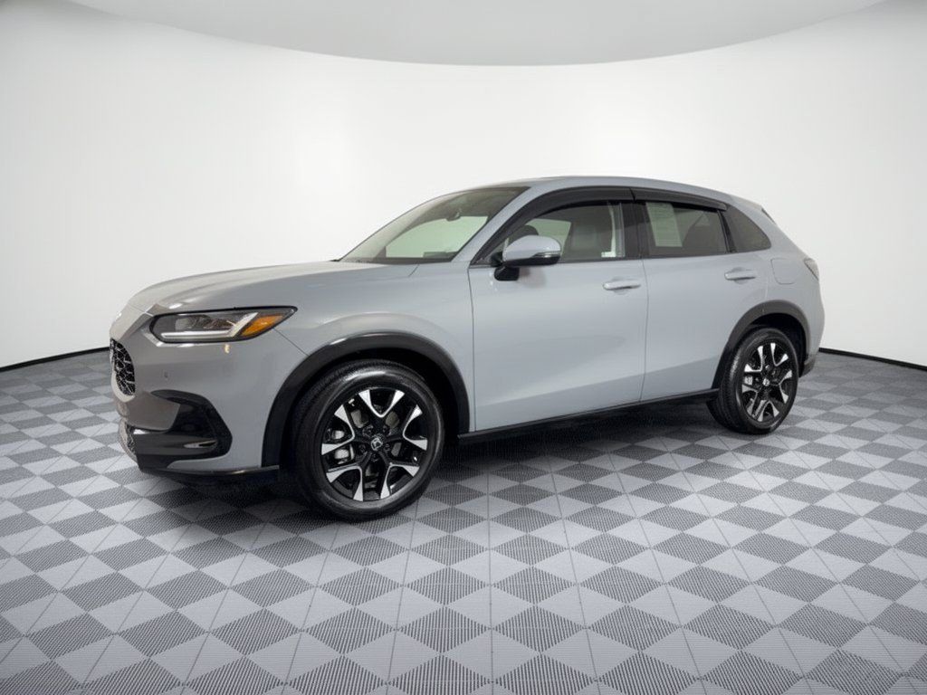 Used 2026 Honda HR-V EX-L image 2
