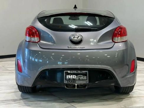 Used 2016 Hyundai Veloster w/ Option Group 02 image 7