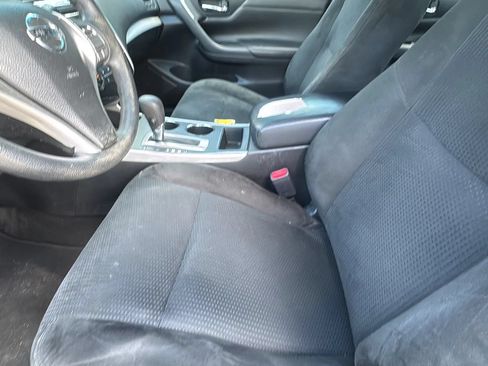 Used 2015 Nissan Altima 2.5 S w/ Power Driver Seat Package FWD image 9