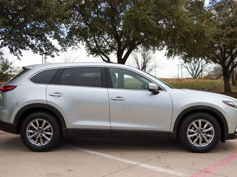 Used 2016 MAZDA CX-9 Touring image 5