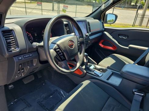 Used 2024 Nissan Frontier PRO-4X w/ Technology Package image 10