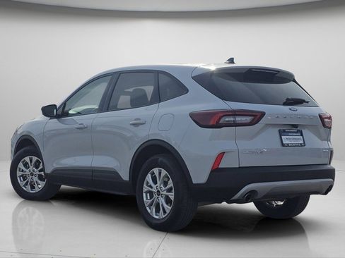 Used 2025 Ford Escape Active AWD/4WD image 19