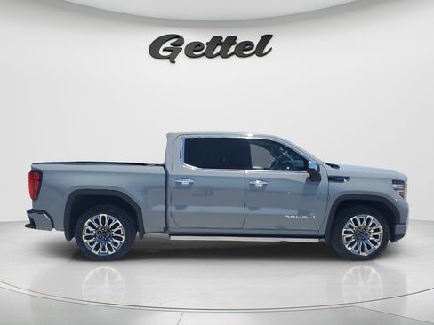 Used 2025 GMC Sierra 1500 Denali Ultimate AWD/4WD image 4