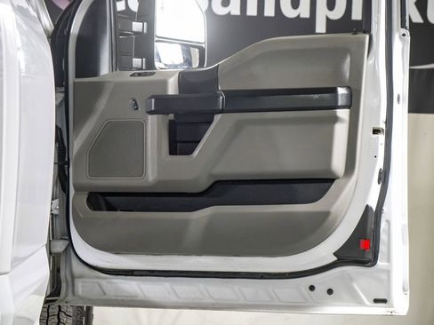 Used 2019 Ford F250 XL w/ XL Value Package image 31