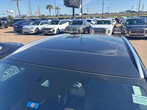 Used 2023 MAZDA CX-30 AWD 2.5 S w/ Premium Package image 11