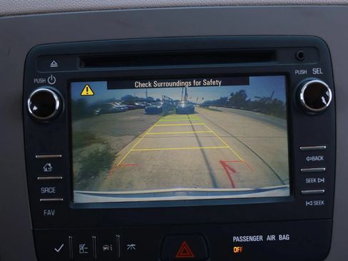 Used 2017 Chevrolet Traverse LS AWD/4WD image 35