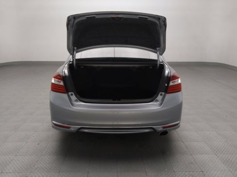 Used 2017 Honda Accord EX image 29