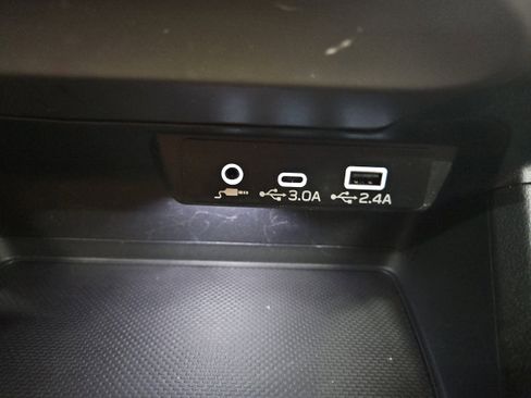 Certified 2024 Subaru Crosstrek 2.0i Premium image 13