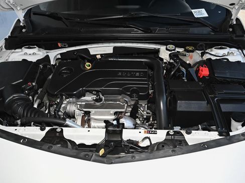 Used 2023 Chevrolet Malibu LT FWD image 16
