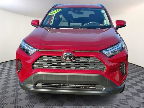 Used 2025 Toyota RAV4 XLE image 2