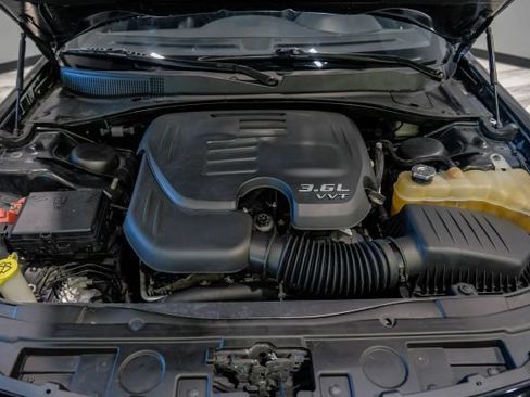 Used 2021 Chrysler 300 S RWD image 62