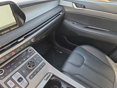 Used 2023 Hyundai Palisade SEL image 28