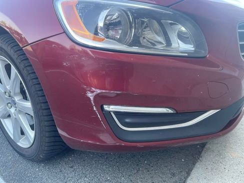 Used 2017 Volvo V60 T5 Premier FWD image 12