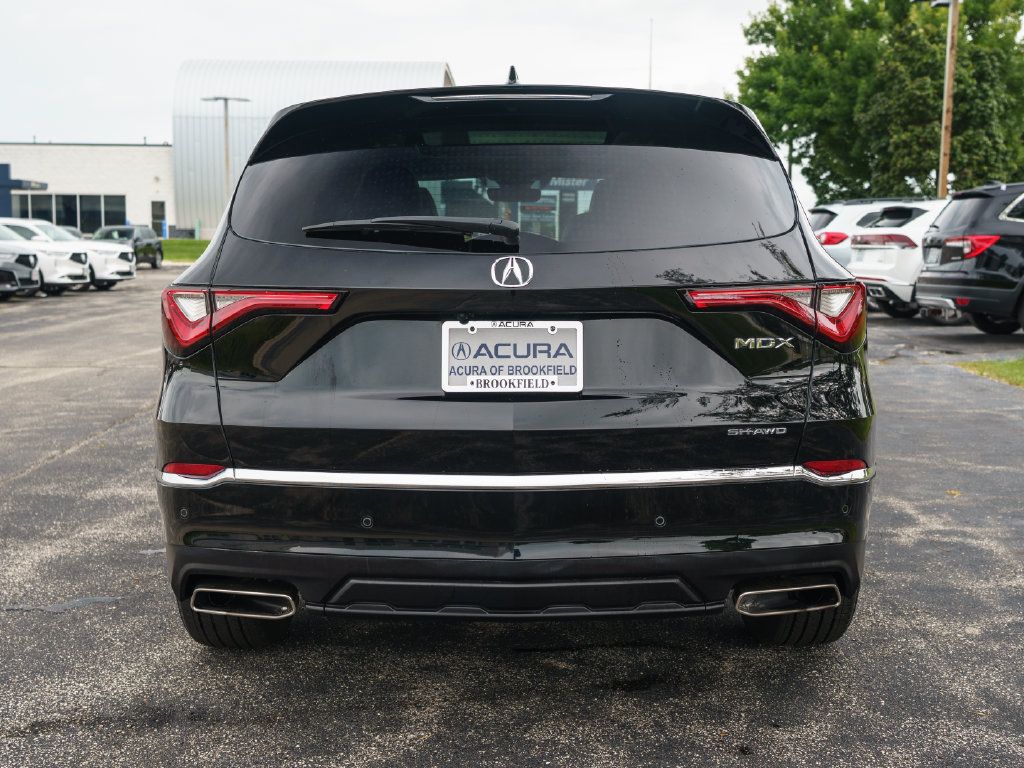 Certified 2024 Acura MDX w/ Advance Package AWD/4WD image 11