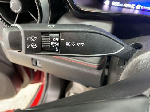 Certified 2025 Chevrolet Colorado Z71 w/ Technology Package image 33