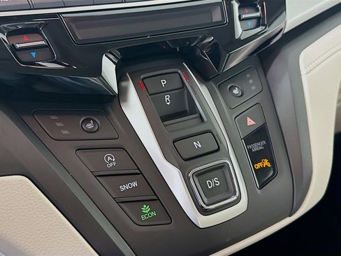 Certified 2026 Honda Odyssey EX-L image 19