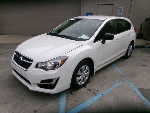 Used 2016 Subaru Impreza 2.0i AWD/4WD image 1