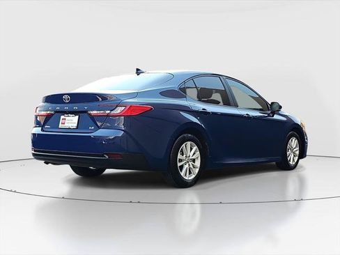 Certified 2025 Toyota Camry LE w/ Convenience Package FWD image 5