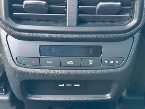 New 2025 Honda Pilot EX-L image 34