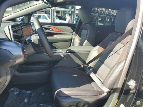 New 2026 Chevrolet Equinox EV RS image 18