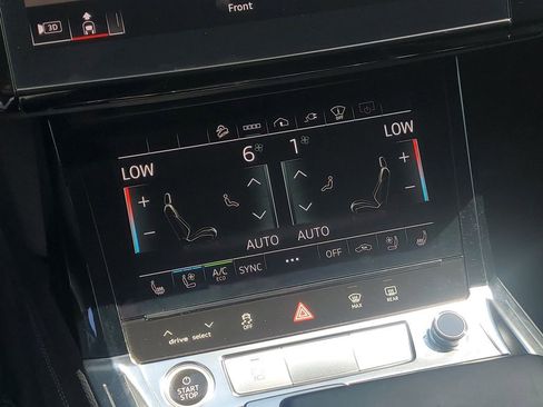 Used 2021 Audi e-tron Prestige image 28