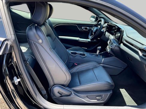 Used 2026 Ford Mustang Premium RWD image 12