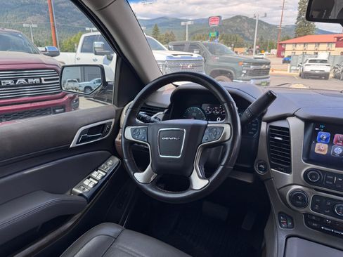 Used 2019 GMC Yukon XL Denali w/ Denali Ultimate Package AWD/4WD image 26