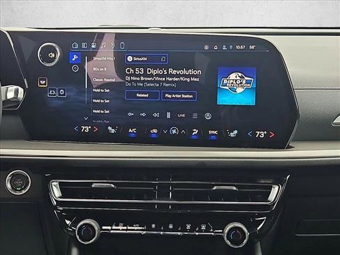 New 2026 Chevrolet Traverse LT w/ Sun and Wheel Package image 12