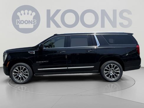 New 2026 GMC Yukon XL Denali w/ Sun & Power Step Package AWD/4WD image 2
