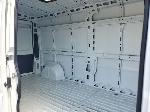 Used 2026 RAM ProMaster 2500 w/ Convenience Group FWD image 26