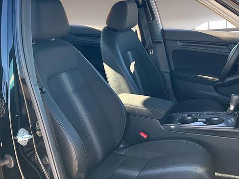 Used 2025 Honda Civic Sport image 7