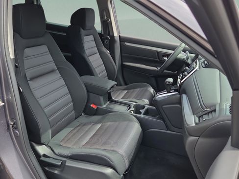 Used 2018 Honda CR-V LX image 15