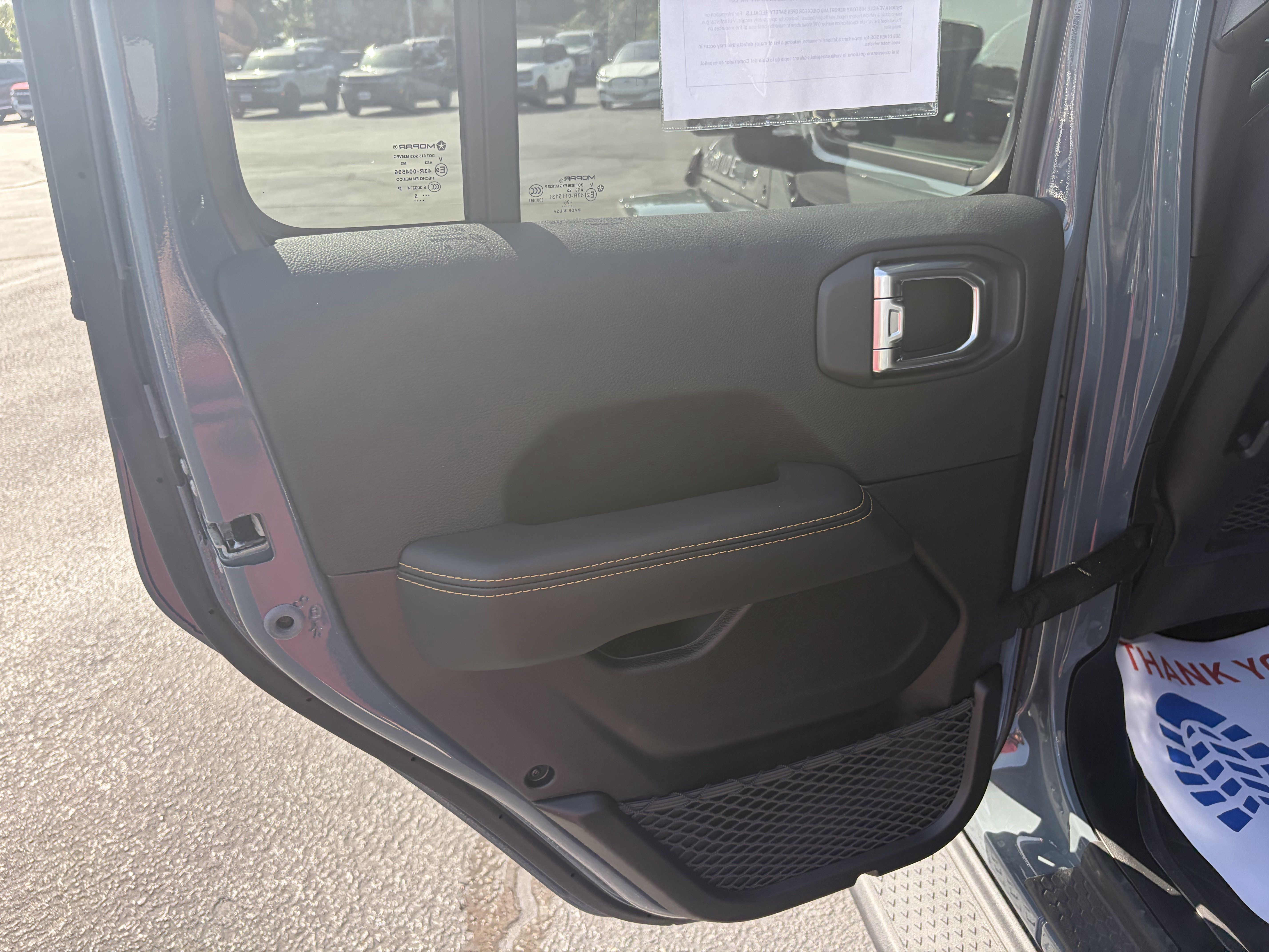 Used 2025 Jeep Gladiator Sport AWD/4WD image 19