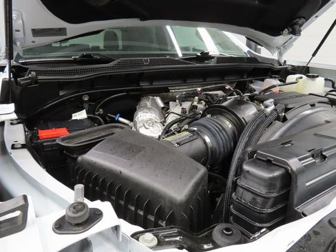 Used 2025 Chevrolet Silverado 2500 LT w/ Convenience Package image 21