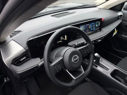 New 2026 Nissan Kicks S image 15