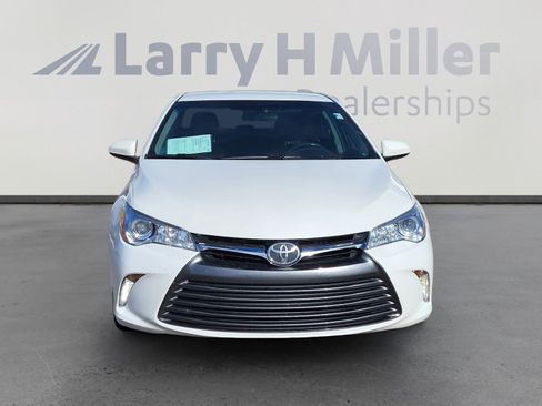 Used 2017 Toyota Camry XLE image 8