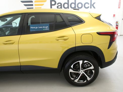 Certified 2024 Chevrolet Trax RS w/ Sunroof Package FWD image 6