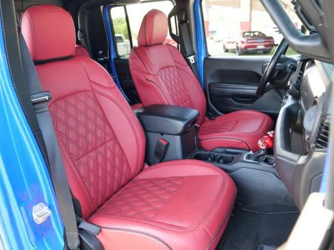 Used 2022 Jeep Gladiator Sport AWD/4WD image 44
