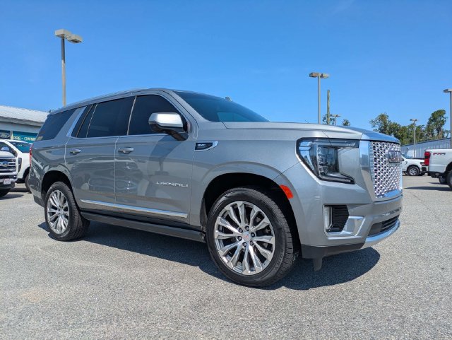 Used 2023 GMC Yukon Denali RWD image 2