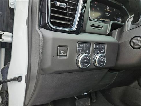 Used 2024 GMC Sierra 1500 Denali AWD/4WD image 23