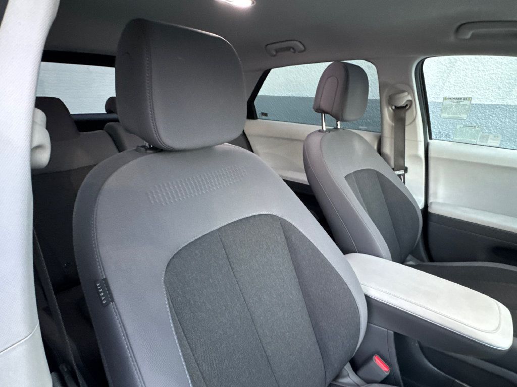 Used 2024 Hyundai Ioniq 5 SEL RWD image 4