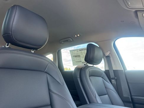 New 2026 Lincoln Nautilus Premier AWD/4WD image 15