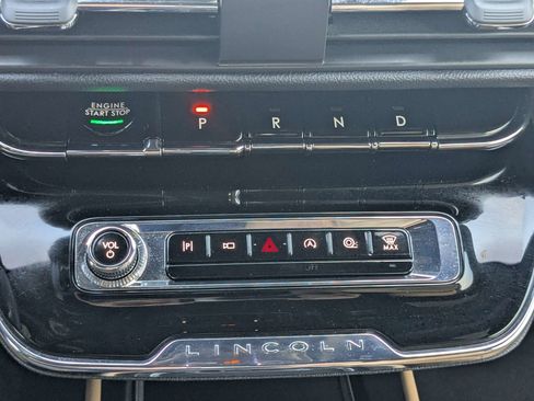 Used 2023 Lincoln Corsair Reserve w/ Equipment Group 201A FWD image 29