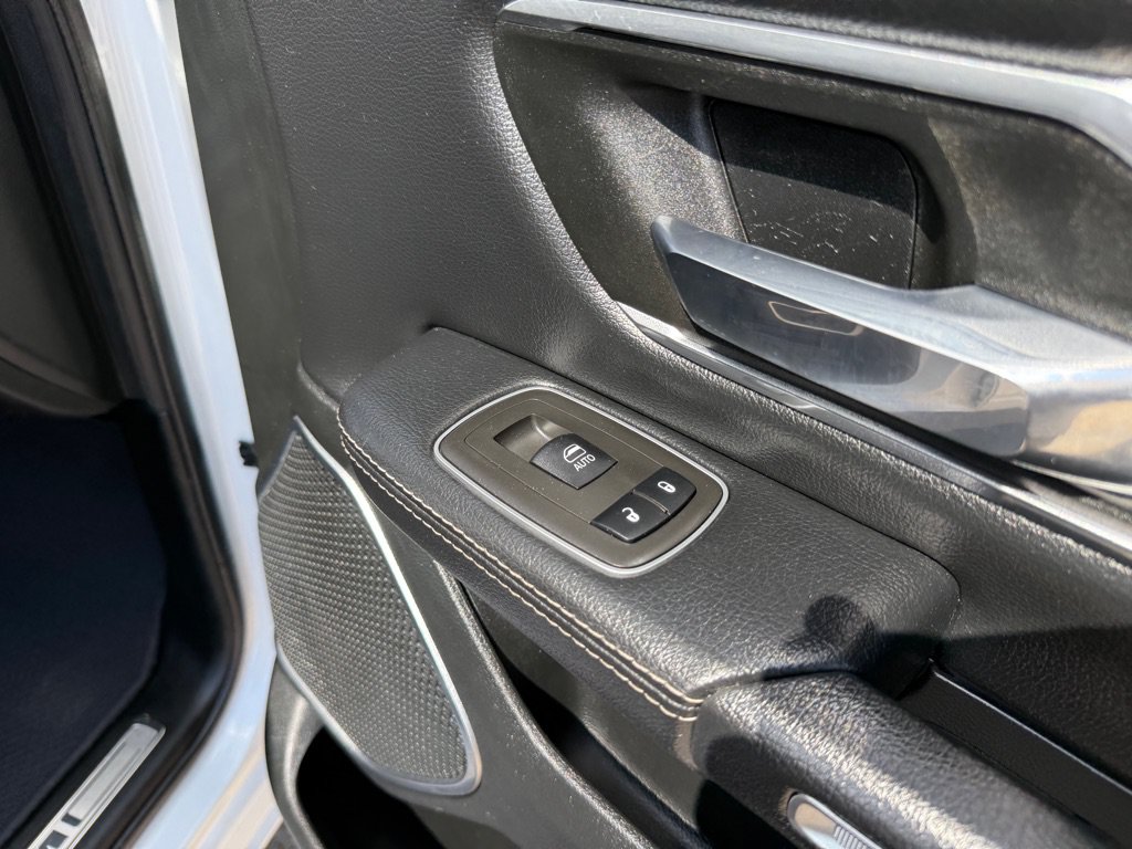 Used 2021 RAM 1500 Laramie w/ Laramie Southwest Edition AWD/4WD image 30