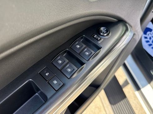 Used 2022 Chevrolet Colorado ZR2 image 10