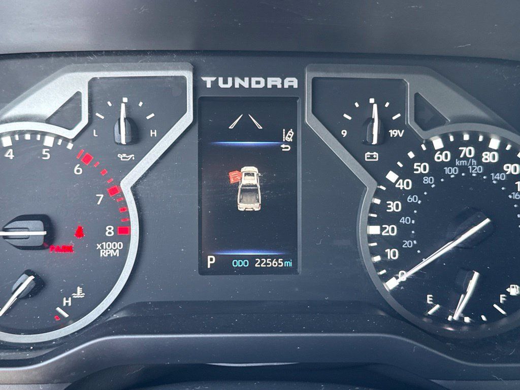 Used 2024 Toyota Tundra SR5 w/ SR5 Premium Package RWD image 24