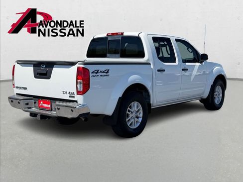 Used 2017 Nissan Frontier SV w/ SV Value Truck Package AWD/4WD image 6